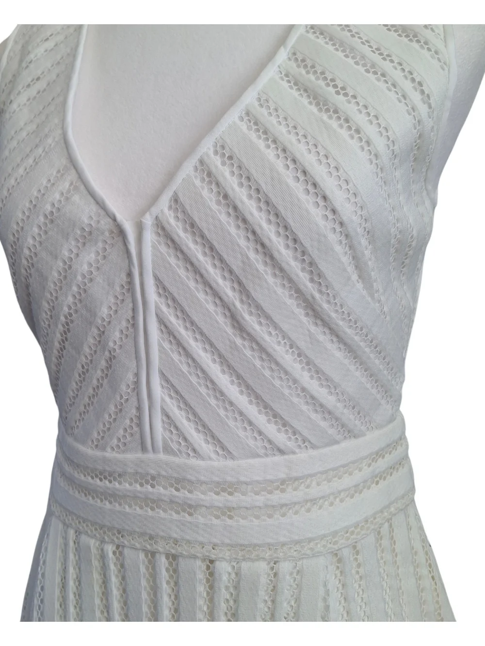 J Crew White Lace V-Neck Sleeveless Fit & Flare Dress - Size 2